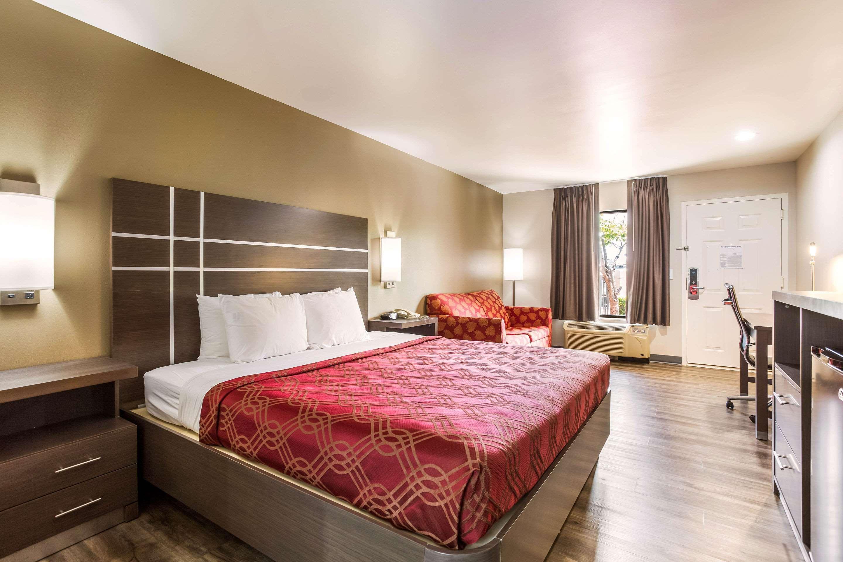 Econo Lodge Inn&Suites Murfreesboro Esterno foto